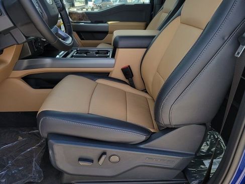 New 2026 Ford F250 Lariat w/ Lariat Premium Package image 6