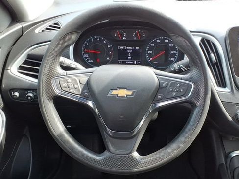 Used 2024 Chevrolet Malibu LT FWD image 15