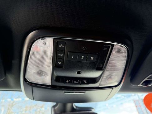 Used 2024 Dodge Durango SRT Hellcat AWD/4WD image 36