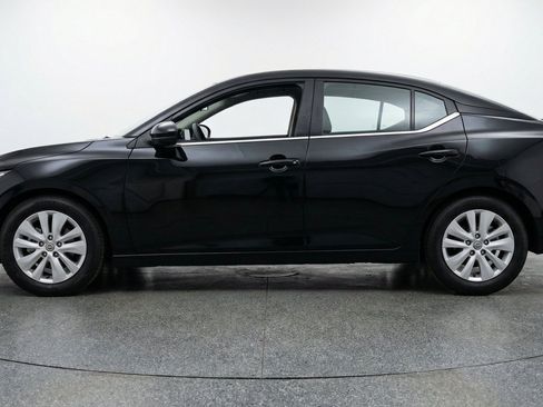 Used 2025 Nissan Sentra S FWD image 5