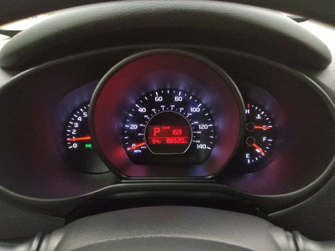 Used 2019 Kia Soul + image 23