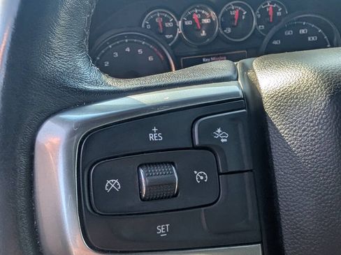 Used 2022 Chevrolet Suburban LS AWD/4WD image 19