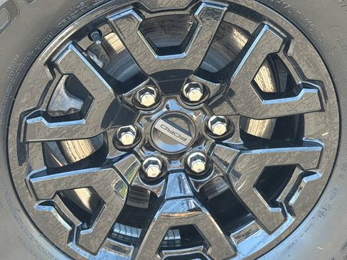 Used 2024 Ford Bronco Raptor w/ Interior Carbon Fiber Pack 6 AWD/4WD image 6