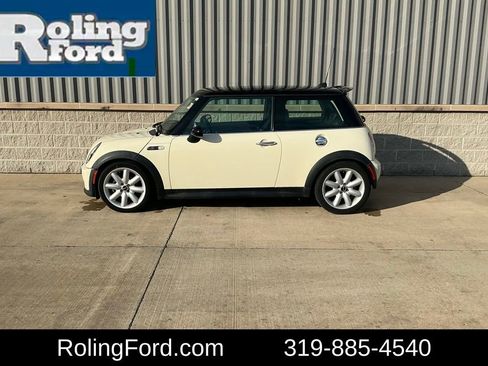 Used 2006 MINI Cooper S image 2