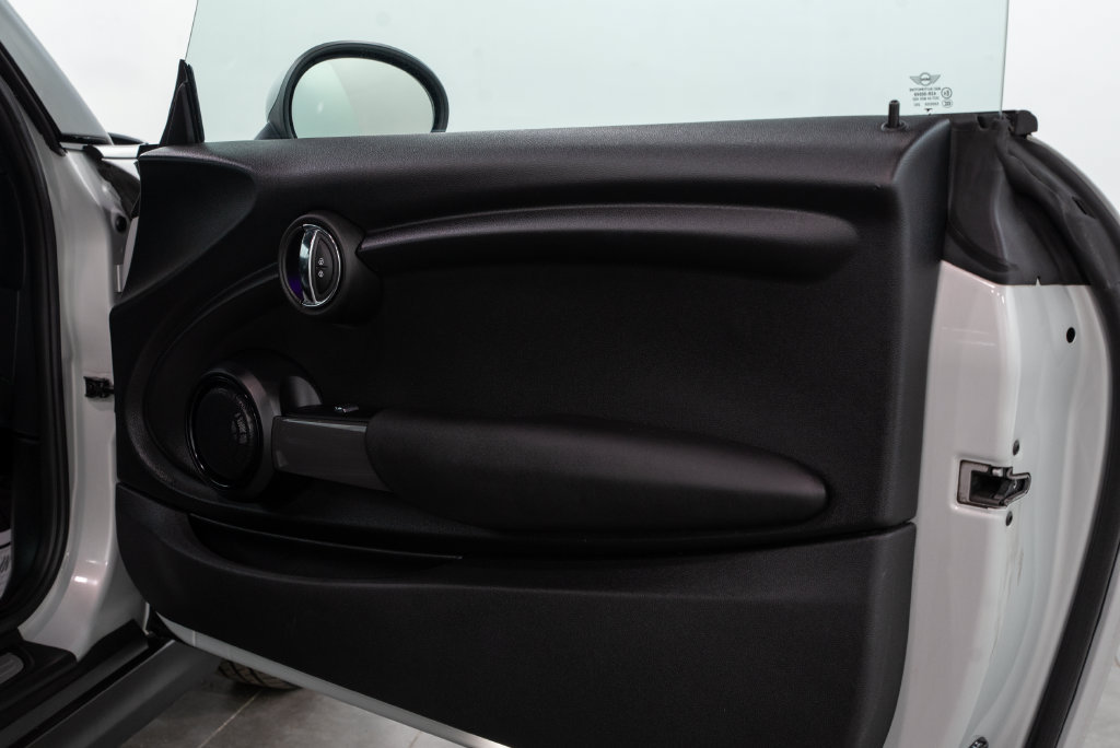 Used 2017 MINI Cooper Convertible FWD image 16