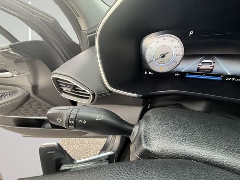 Used 2021 Hyundai Santa Fe Limited w/ Cargo Package image 21