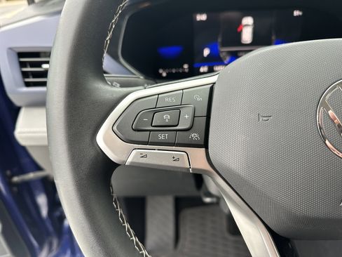 Used 2023 Volkswagen Taos SE image 19