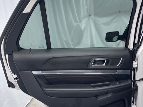 Used 2019 Ford Explorer Sport w/ Equipment Group 401A AWD/4WD image 19