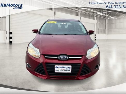 Used 2014 Ford Focus SE w/ Equipment Group 201A FWD image 7