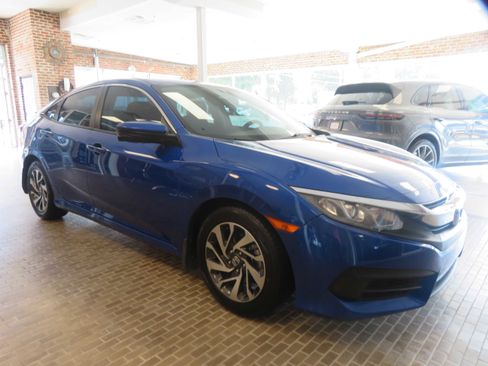 Used 2018 Honda Civic EX image 53