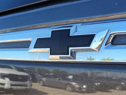 Used 2021 Chevrolet Tahoe LT w/ LT Signature Package RWD image 10