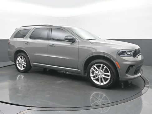 Used 2025 Dodge Durango GT AWD/4WD image 7