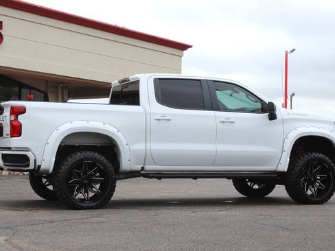 Used 2019 Chevrolet Silverado 1500 RST RWD image 3