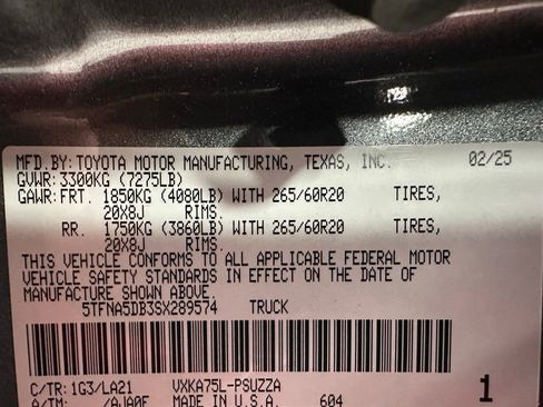 Used 2025 Toyota Tundra Platinum image 11