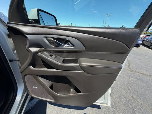 Used 2019 Chevrolet Traverse Premier AWD/4WD image 14
