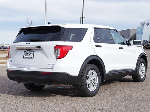 Used 2023 Ford Explorer 4WD image 5