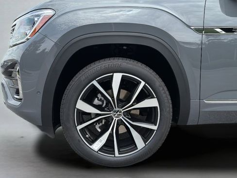 New 2026 Volkswagen Atlas SEL Premium R-Line AWD/4WD image 10