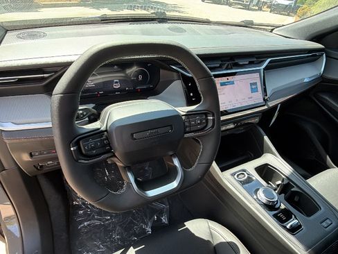 Used 2026 Jeep Cherokee Limited AWD/4WD image 20