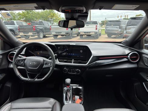 Used 2026 Chevrolet Trax RS w/ Driver Confidence Package FWD image 10