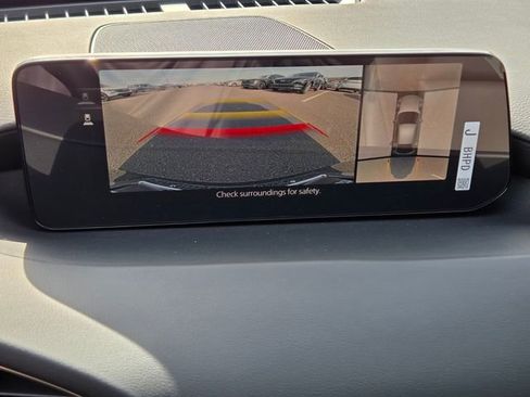 New 2026 MAZDA MAZDA3 Hatchback w/Premium Plus Pkg image 13