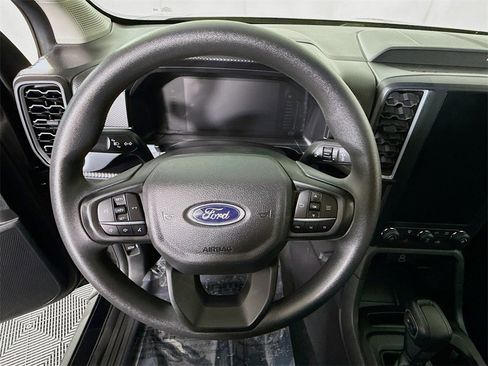 Used 2024 Ford Ranger XL w/ Trailer Tow Package image 19