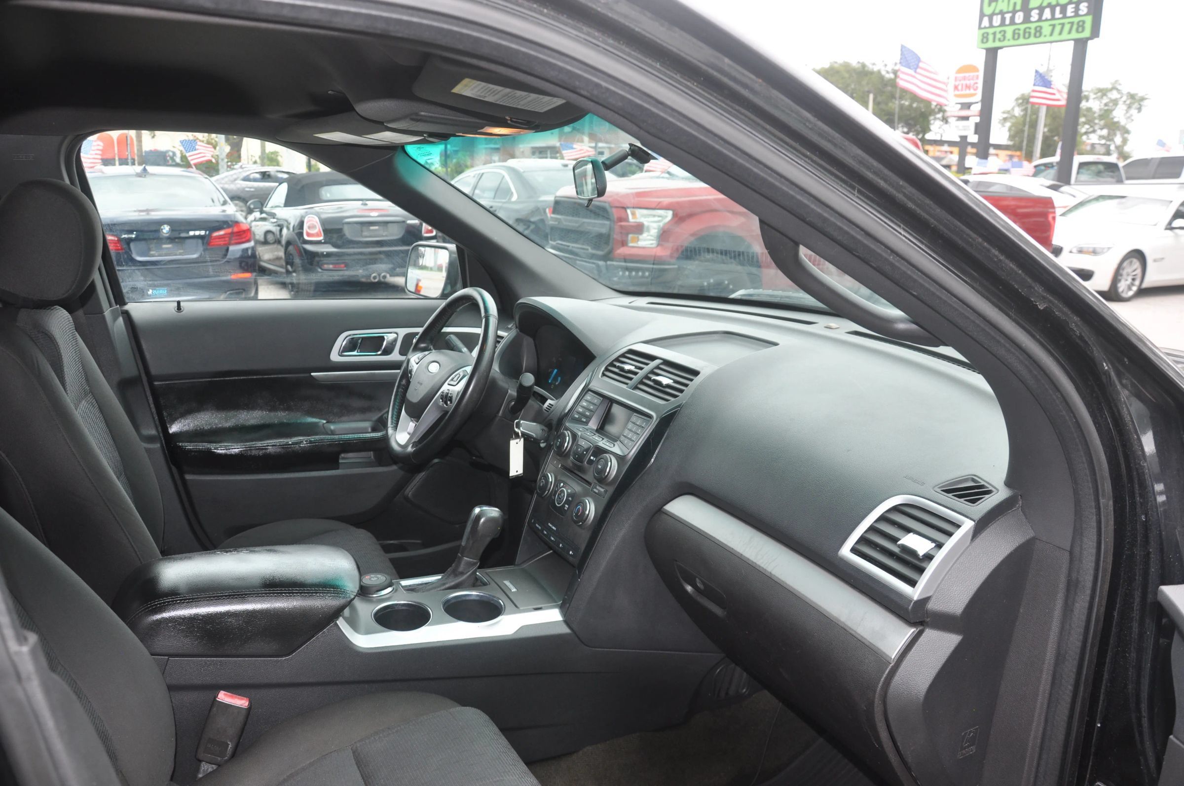 Used 2014 Ford Explorer XLT AWD/4WD image 27