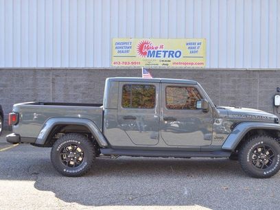 New 2025 Jeep Gladiator Sport