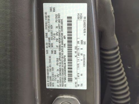 Used 2022 Ford Escape SE image 21