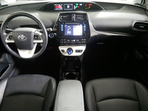 Used 2017 Toyota Prius Four w/ Protection Package FWD image 10