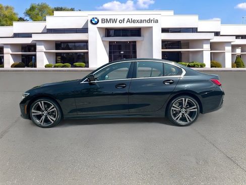Used 2020 BMW 330i xDrive Sedan w/ Premium Package AWD/4WD image 4