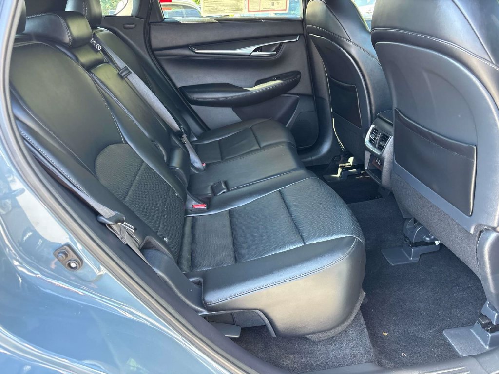 Certified 2025 INFINITI QX55 Luxe w/ Cargo Package AWD/4WD image 14
