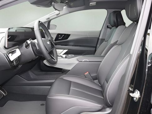 New 2026 Cadillac Optiq Luxury 1 RWD image 13