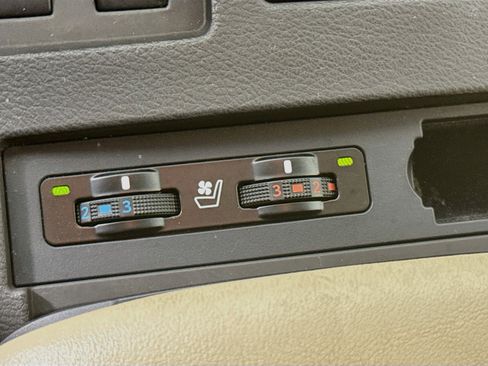 Used 2013 Lexus RX 350 AWD w/ Navigation Pkg image 22