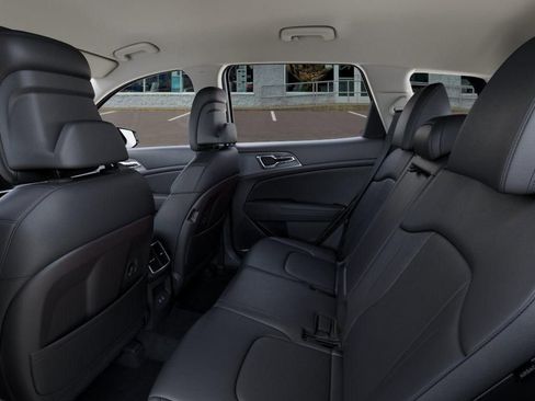 New 2026 Kia Sportage EX image 18