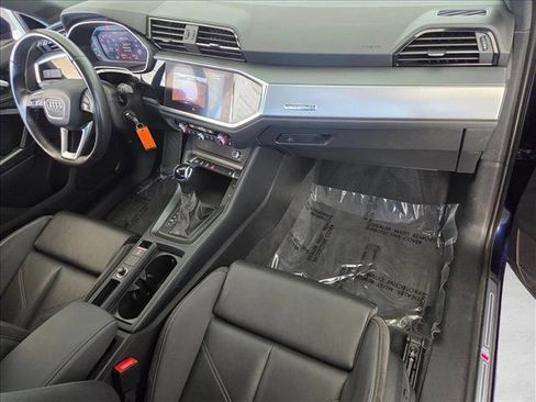 Used 2021 Audi Q3 2.0T Premium image 21