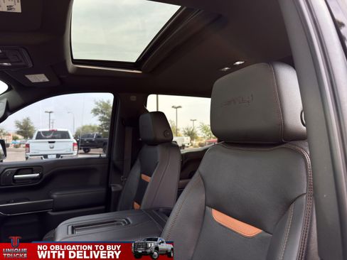 Used 2021 GMC Sierra 1500 AT4 w/ AT4 Preferred Package image 18