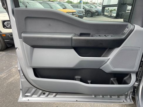 New 2024 Ford F350 XL w/ XL Chrome Package image 11