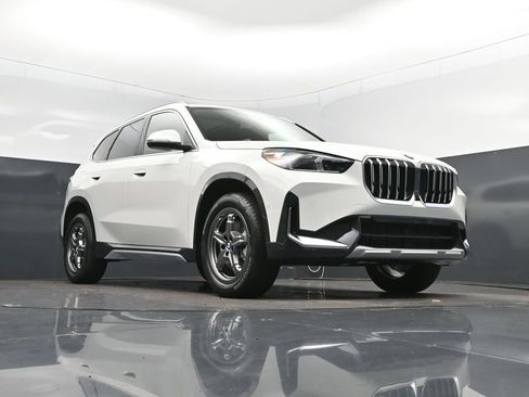 New 2026 BMW X1 xDrive28i w/ Technology Package AWD/4WD image 44