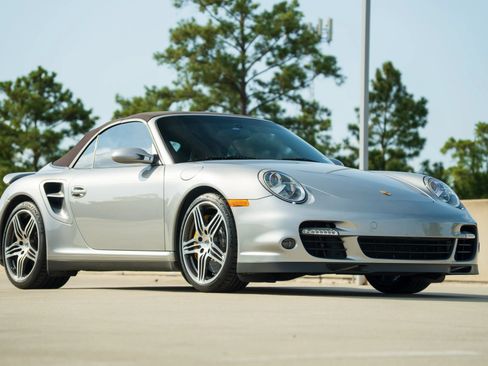 Used 2008 Porsche 911 Turbo AWD/4WD image 17
