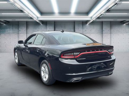 Used 2023 Dodge Charger SXT RWD image 4