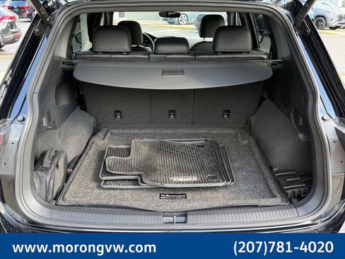Used 2024 Volkswagen Tiguan SE R-Line AWD/4WD image 17
