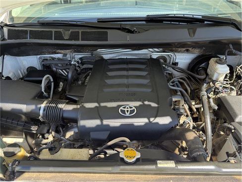 Used 2015 Toyota Sequoia Platinum AWD/4WD image 31