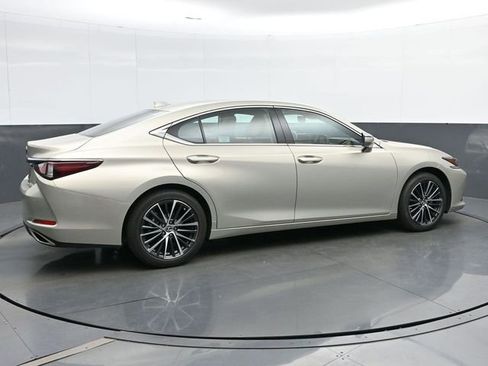 Certified 2025 Lexus ES 350 w/ Premium Package FWD image 8