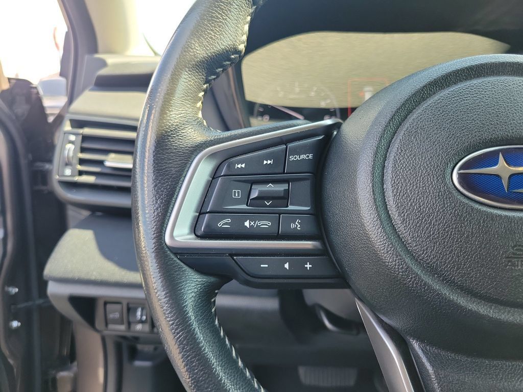 Used 2024 Subaru Outback Premium AWD/4WD image 24