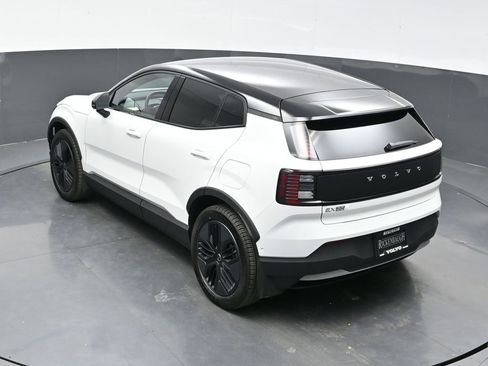 New 2026 Volvo EX30 Cross Country Ultra w/ Protection Package Premier AWD/4WD image 36