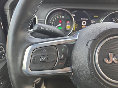 Used 2023 Jeep Wrangler Unlimited Sahara w/ Cold Weather Group AWD/4WD image 22