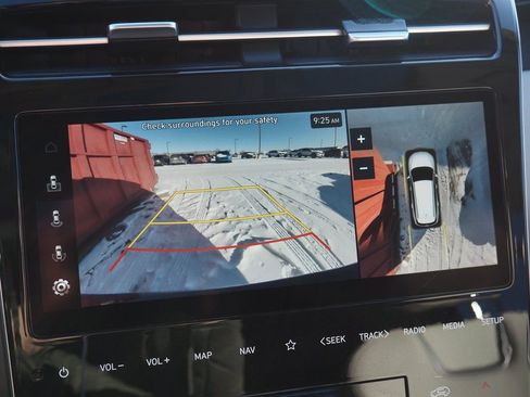 Used 2024 Hyundai Tucson Limited image 15