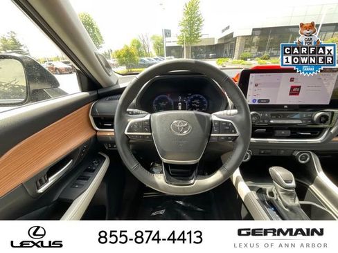 Used 2024 Toyota Grand Highlander AWD Hybrid image 16