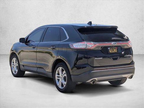 Used 2018 Ford Edge Titanium FWD image 8