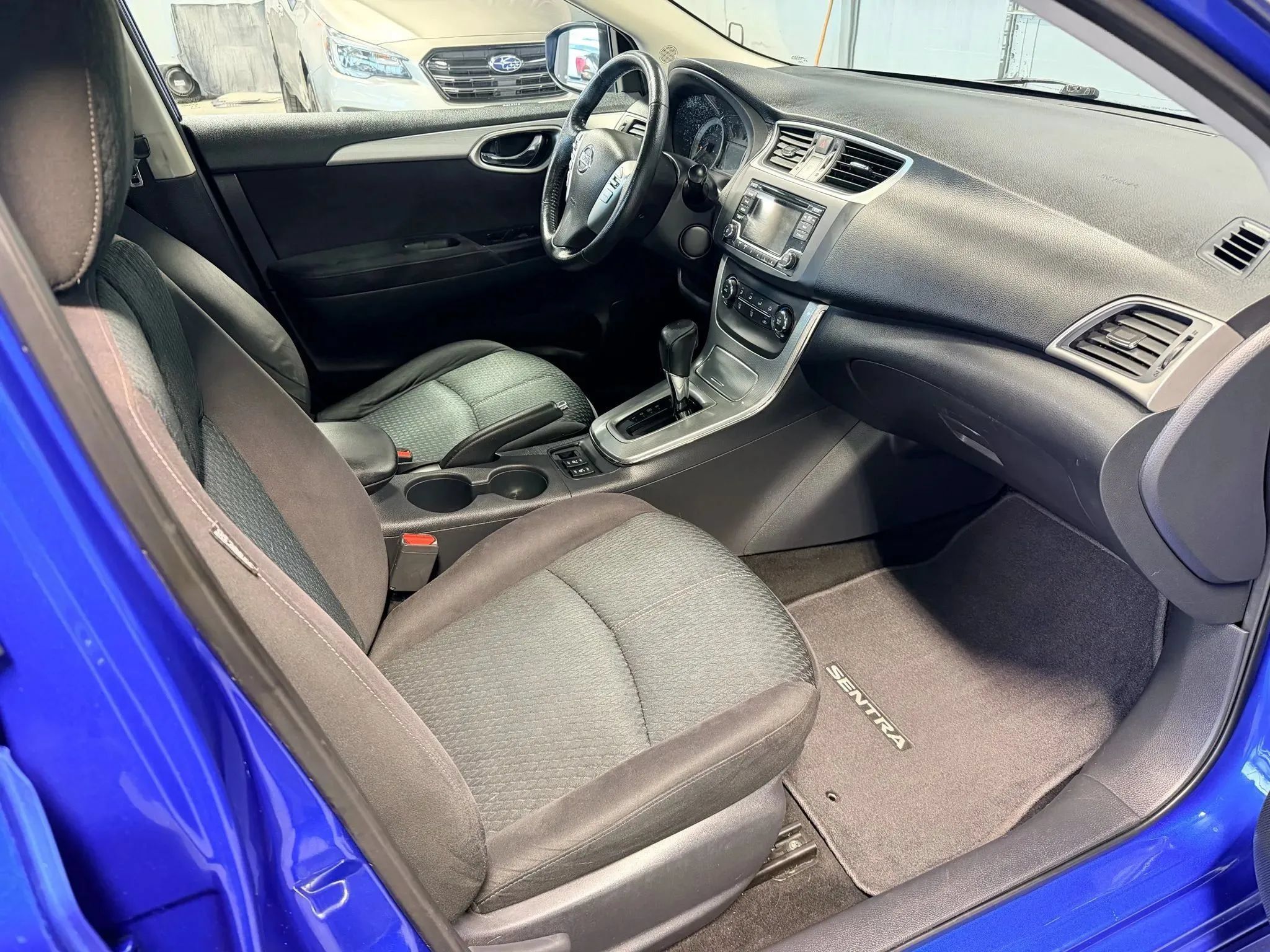 Used 2015 Nissan Sentra SR w/ Electronics Package FWD image 11